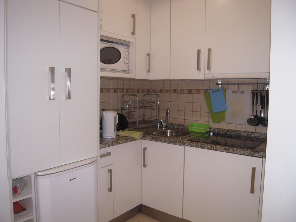 Malama Apartamentos Turisticos Málaga Szoba fotó