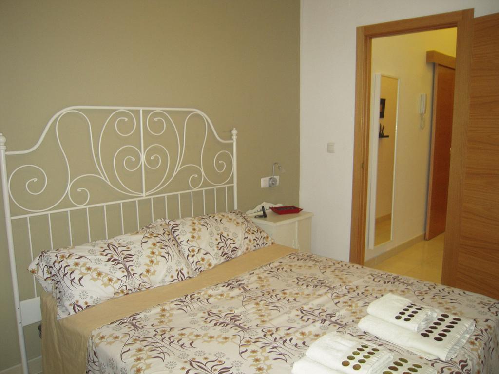 Malama Apartamentos Turisticos Málaga Szoba fotó