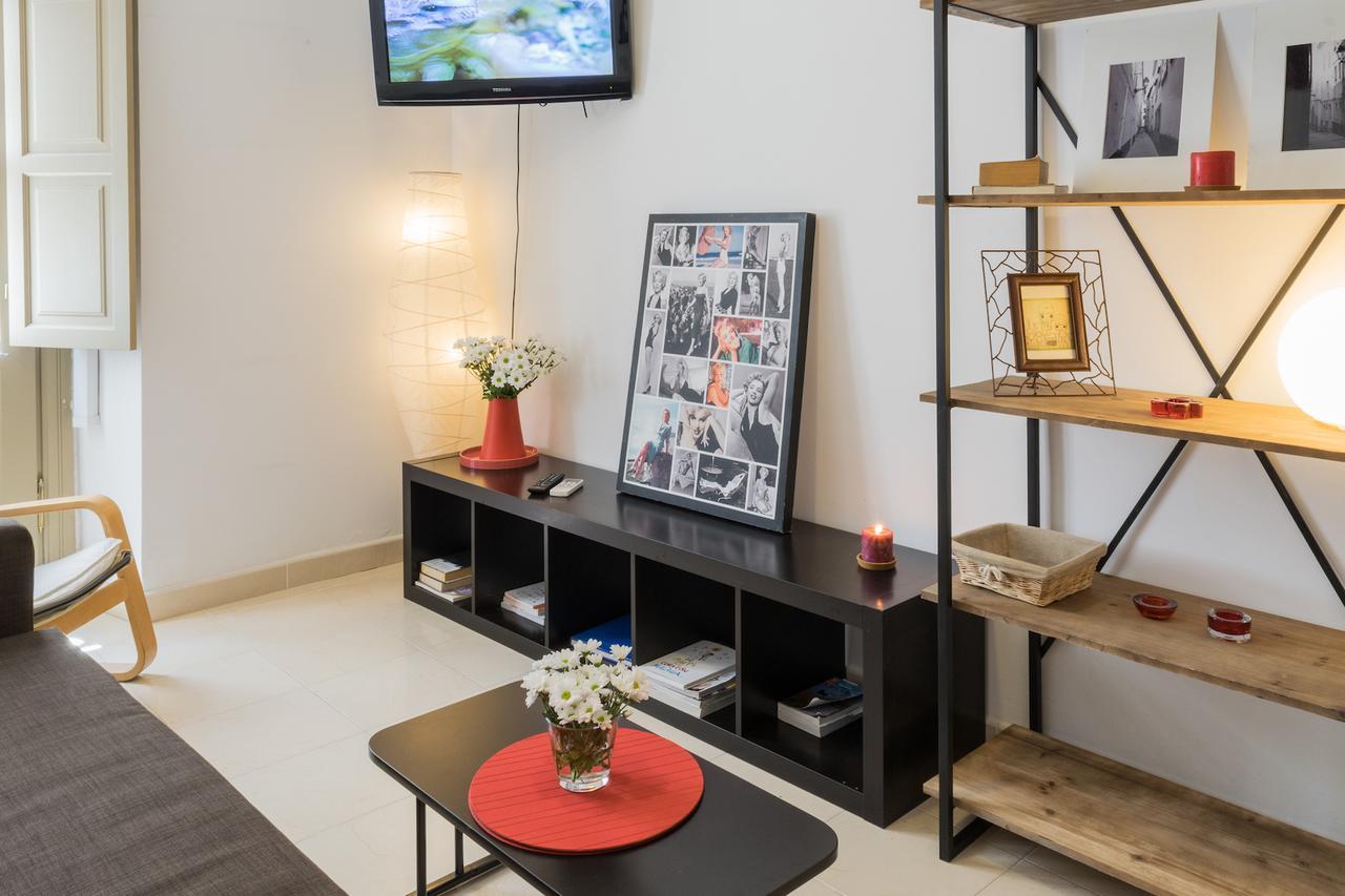 Malama Apartamentos Turisticos Málaga Kültér fotó